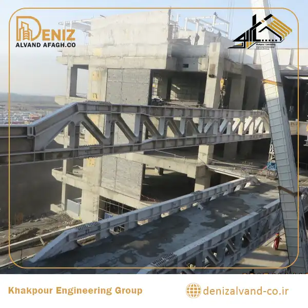 Steel truss connections during the Iranian Garden construction project