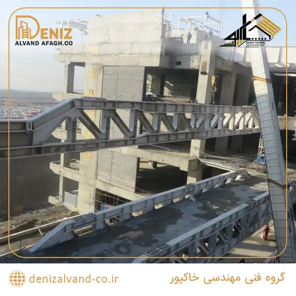 اجرای اتصالات و مونتاژ سازه فلزی باغ ایرانی بازار بزرگ ایران